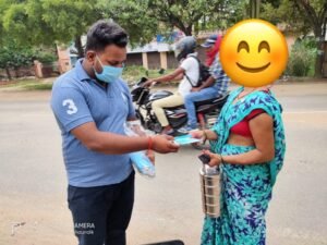 करोना काल में सासाराम के युवा ट्रेनी पत्रकार ने यूं मनाया जन्मदिन..लोग बोले वाह !!