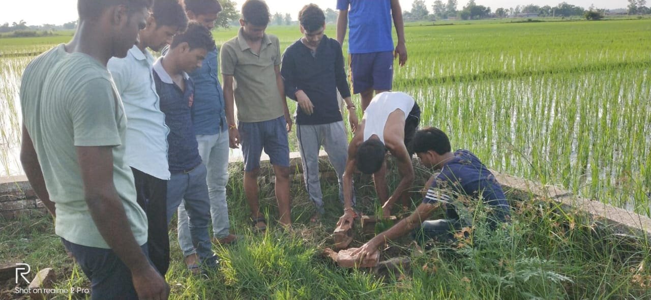 सासाराम के युवक ने बना डाला तुलसी ग्राम, मस्जिद और स्कूल को भी दिलाया पेड़ो का छांव 2 Katdihari