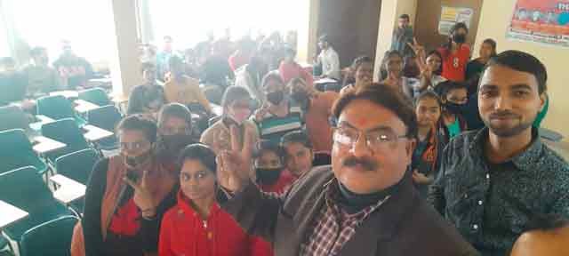 बच्चो को क्वालिटी एजुकेशन , बड़ों को नौकरियों की सौगात लेकर आई है Origin Classes Sasaram 11 WhatsApp Image 2021 02 07 at 8.09.19 PM