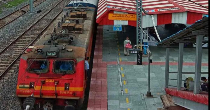 Dehri Dhanbad Express