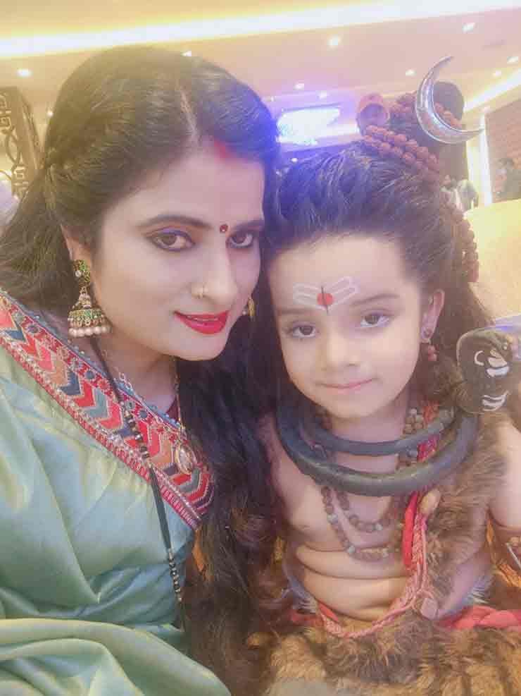 सासाराम के आन बने हैं टीवी सिरियल बाल शिव के शिव , एकता कपूर निर्देशित प्रेम बंधन में बने थें पार्थ , अमिताभ बच्चन के फिल्म में बहन कर चुकी है काम | &Tv Bal Shiv Aan Sasaram 2 मां के साथ आन तिवारी